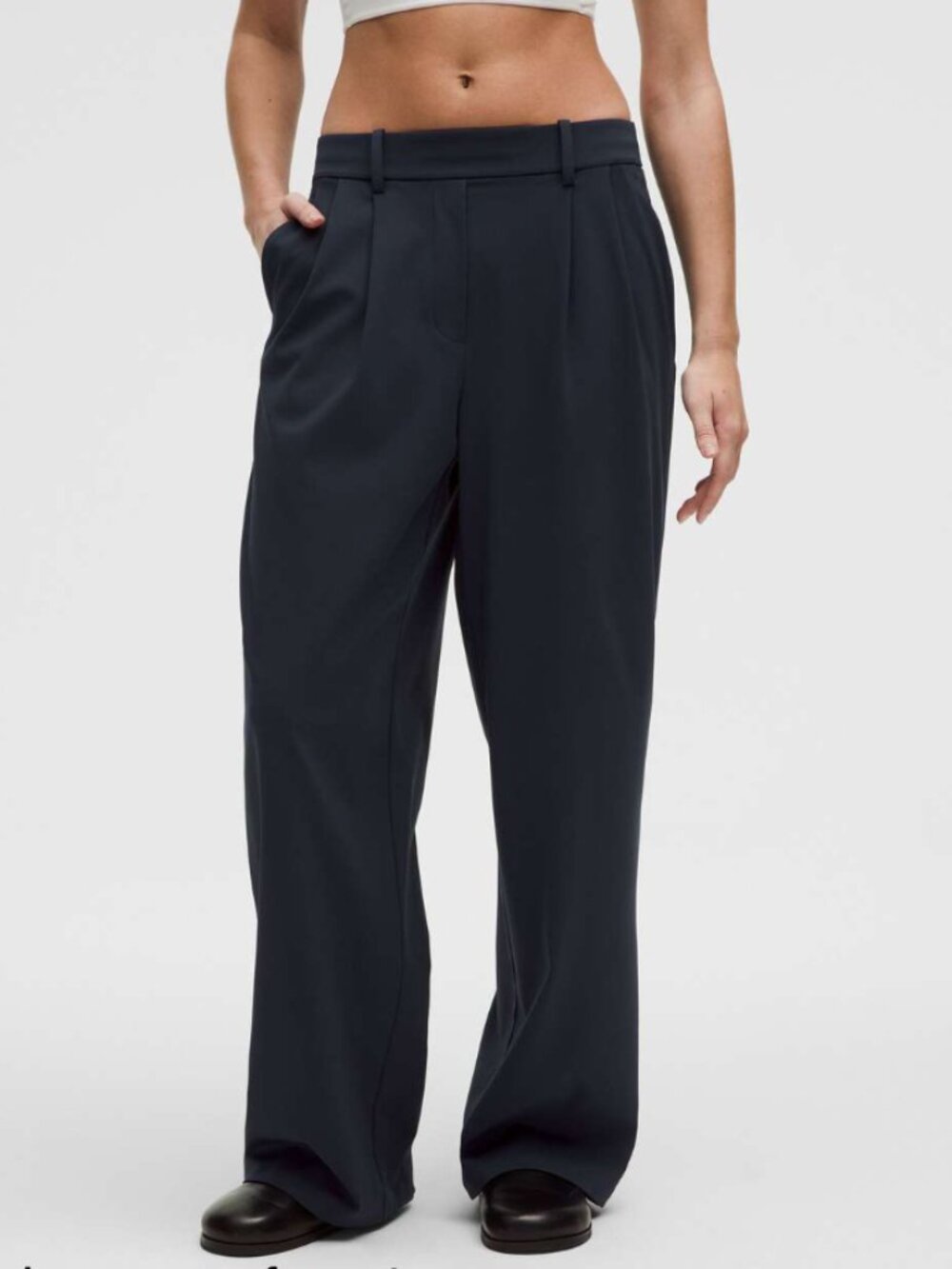 NWOT Lululemon Daydrift High-Rise Trouser *Regular in true navy blue